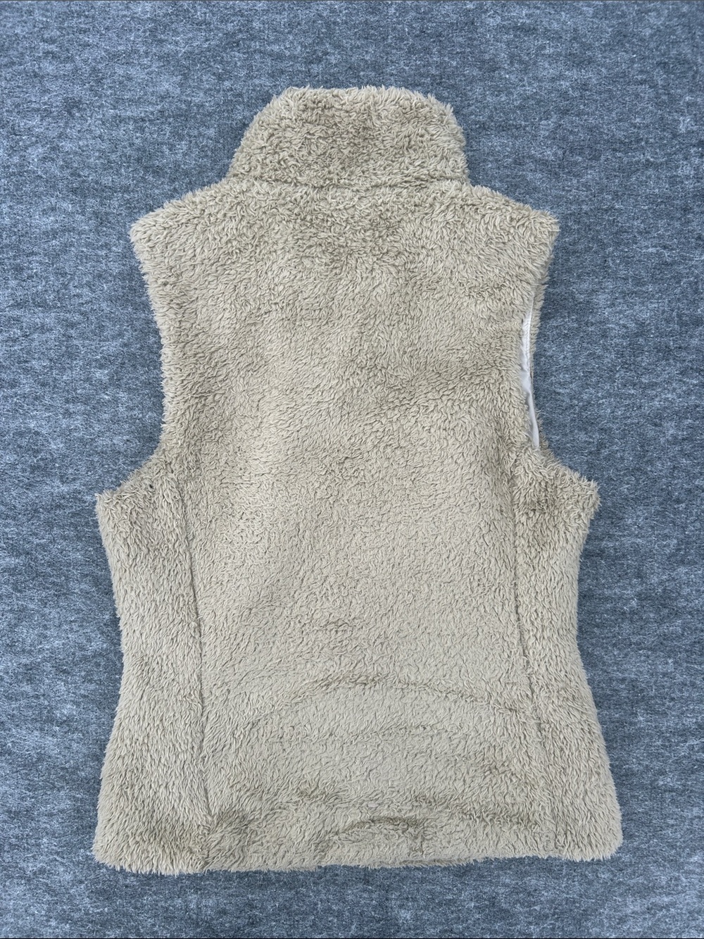 Patagonia Women's Los Gatos Fleece Vest Tan Cream size Small - Picture 6 of 6